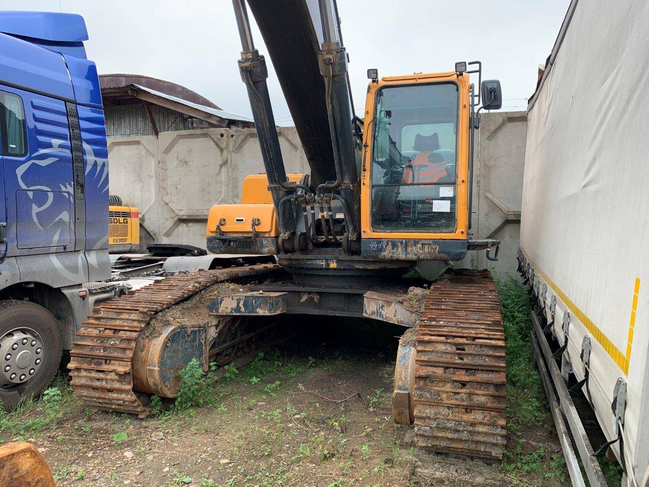 Hyundai R520LC-9S