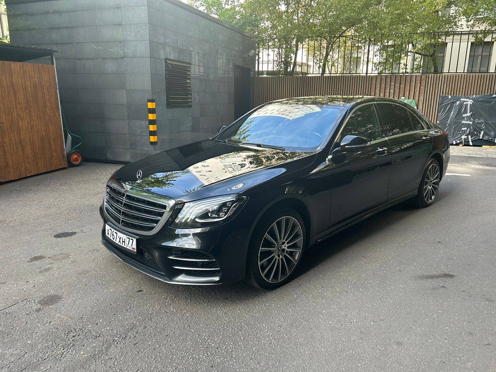 Mercedes-Benz S седан Лот 000003364