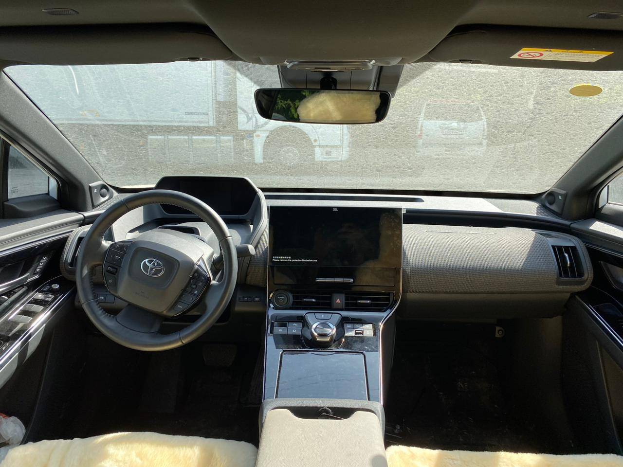 Toyota bZ4X Лот 000008387