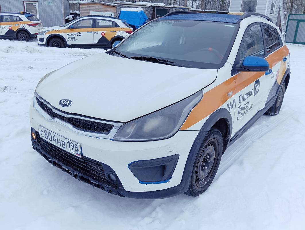 KIA Rio X-Line Лот 000006742