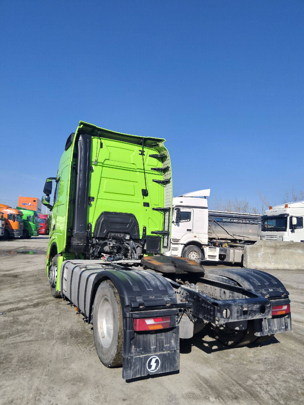 Shacman SX4188YY381 Лот 000006625