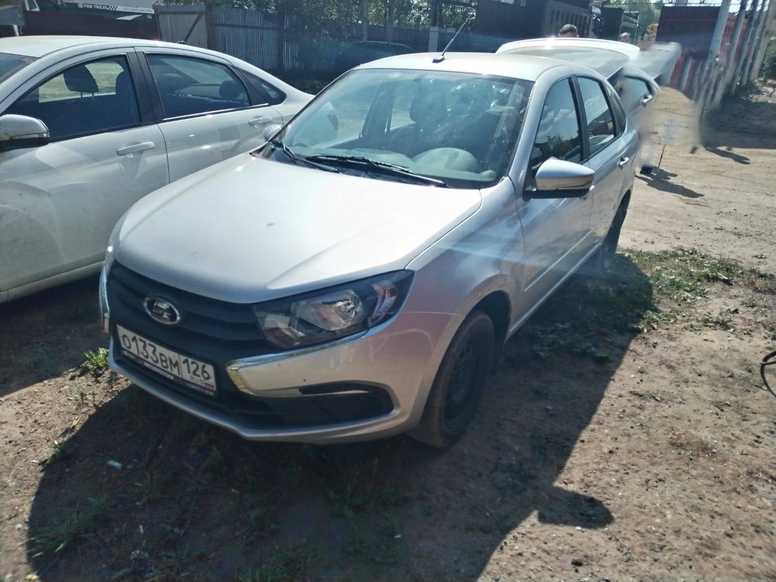 Lada Granta лифтбек Лот 000003632