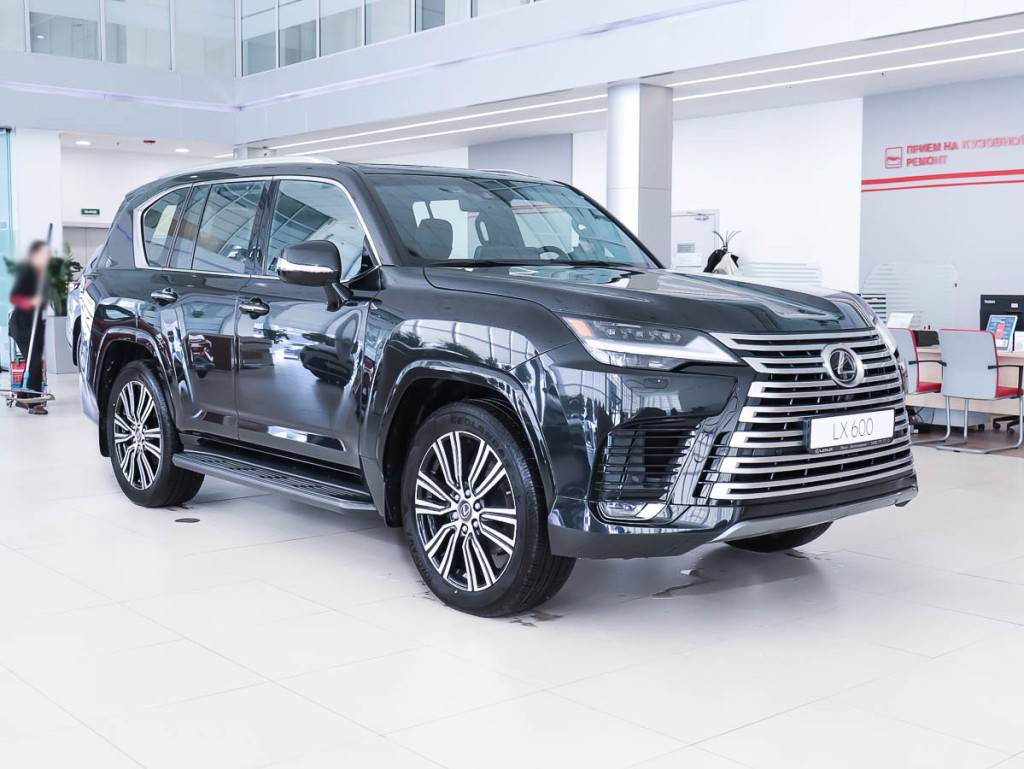 Lexus LX 600 Luxury +