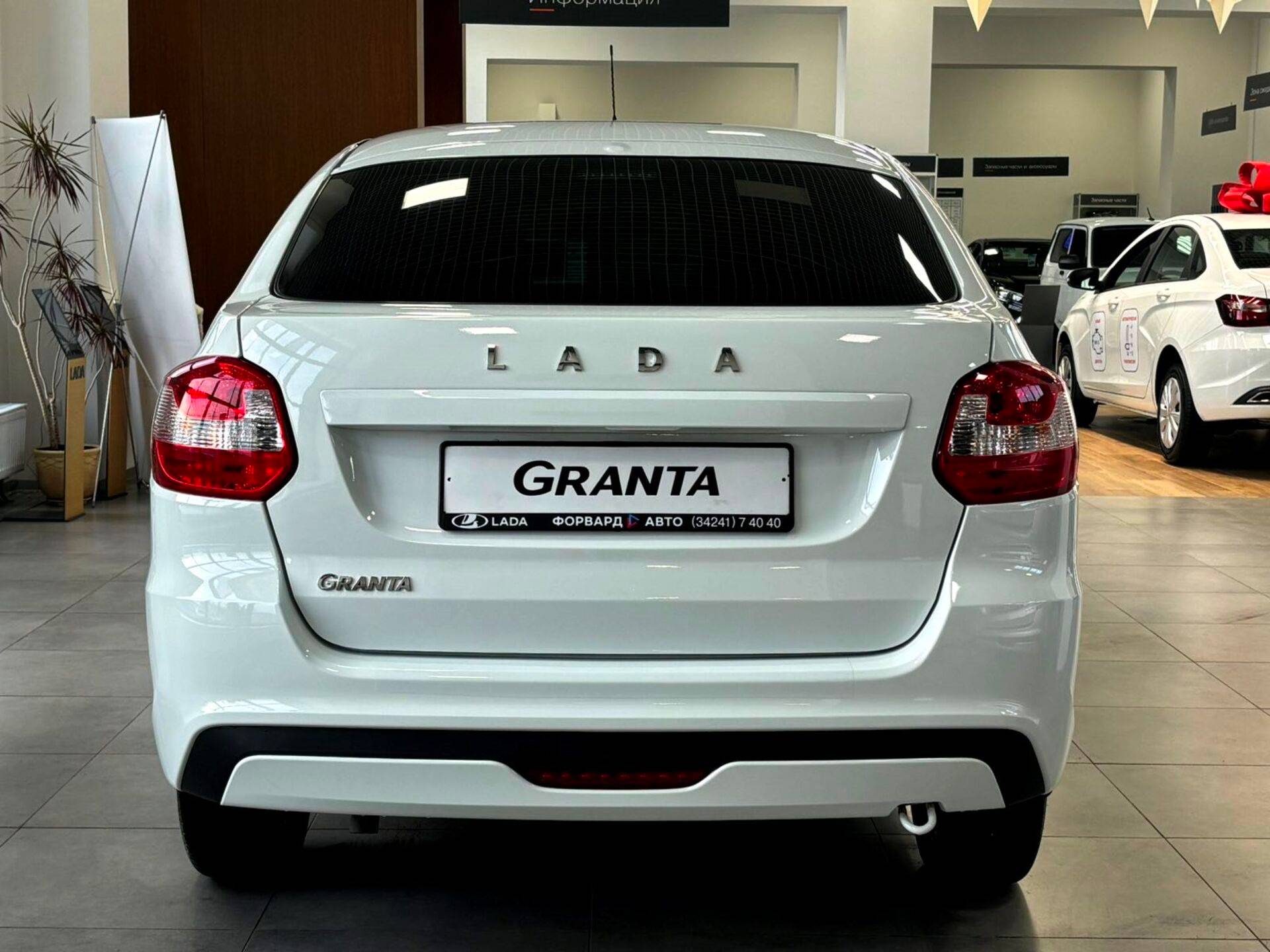 Lada Granta седан Comfort 24 1.6 106hp 5MT