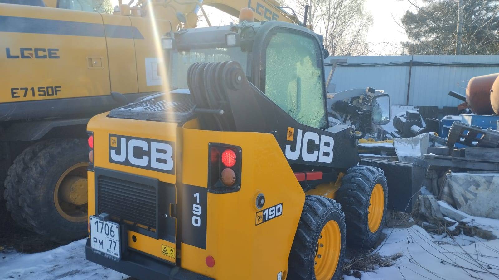 JCB 190