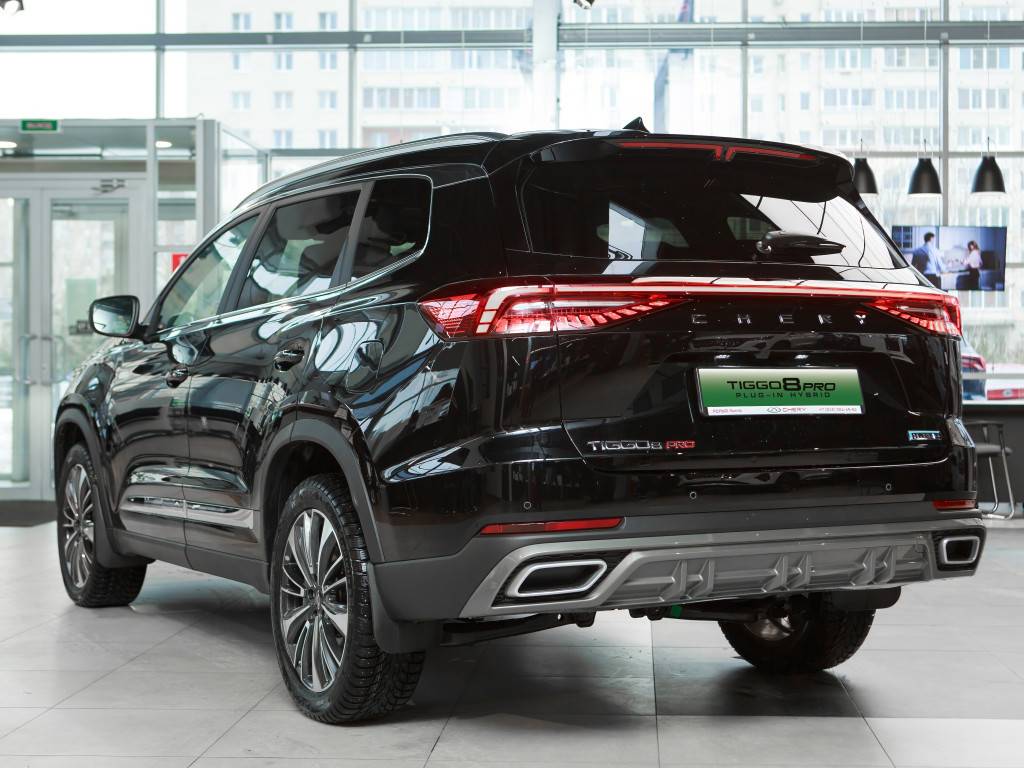 Chery Tiggo 8 PRO Plug-in Hybrid Ultimate 1.5T Hybrid 235 DHT