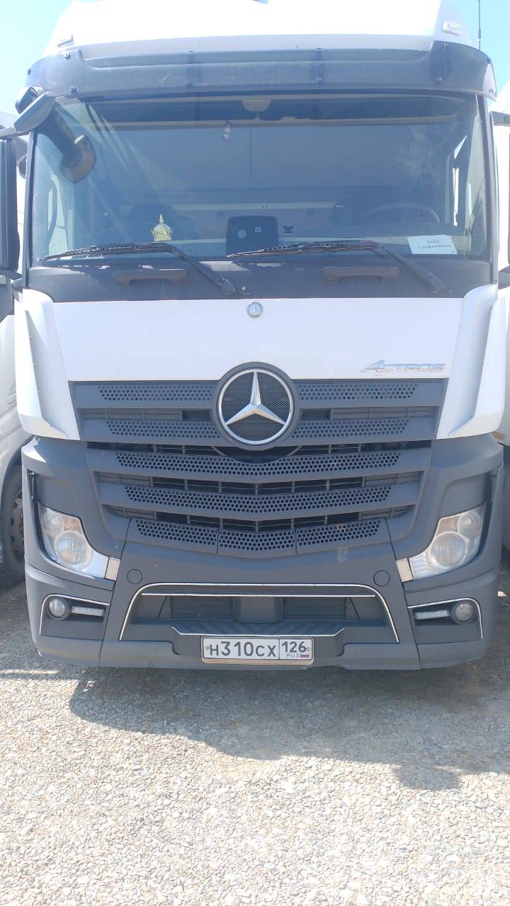 Mercedes-Benz Actros 2142 LS 4x2