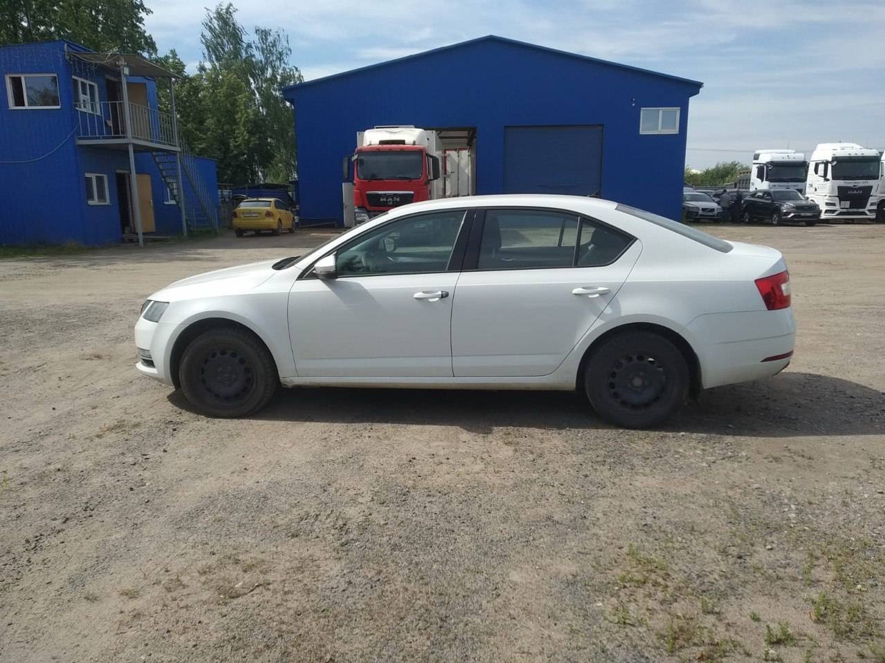 Skoda Octavia Лот 000002860