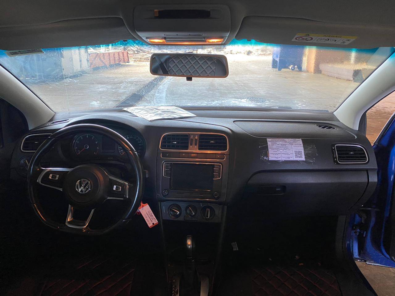 Volkswagen Polo Лот 000003121