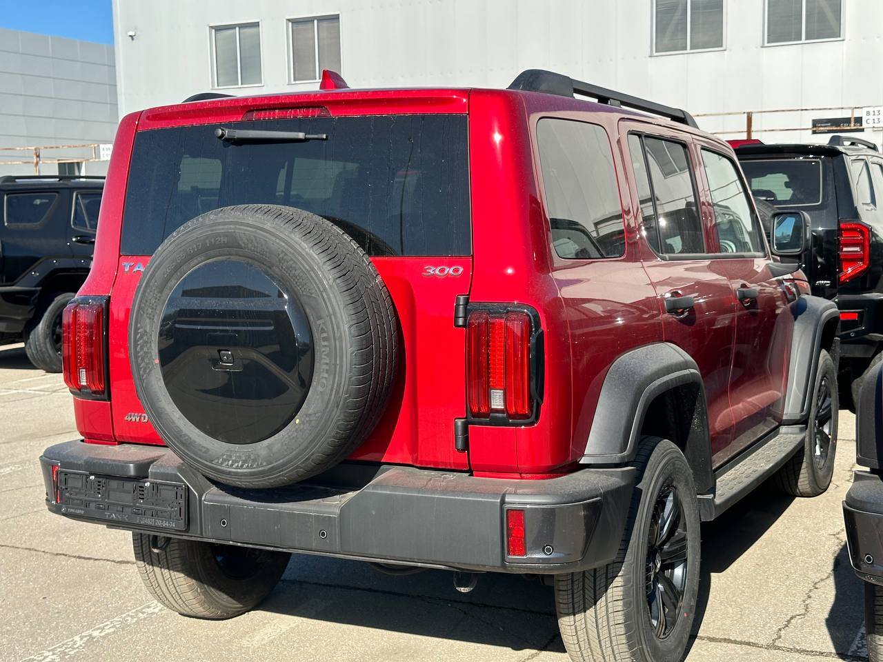 Tank 300 City Premium 2.0 8AT 4WD