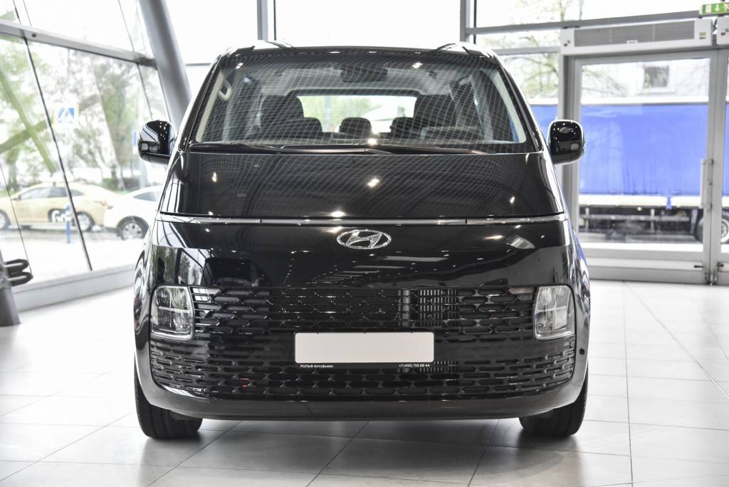 Hyundai Staria Premium 2.2 CRDi 8AT 4WD