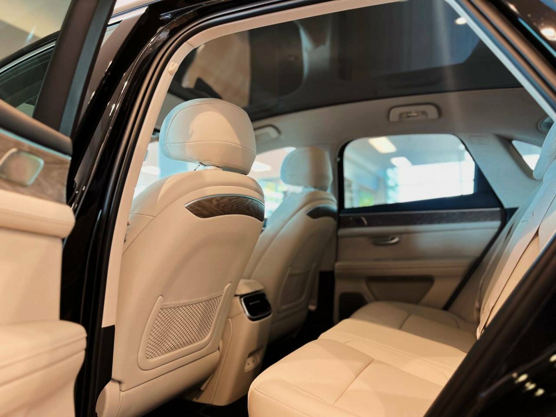 Seres M5 Premium 1.5hyb AT 4WD