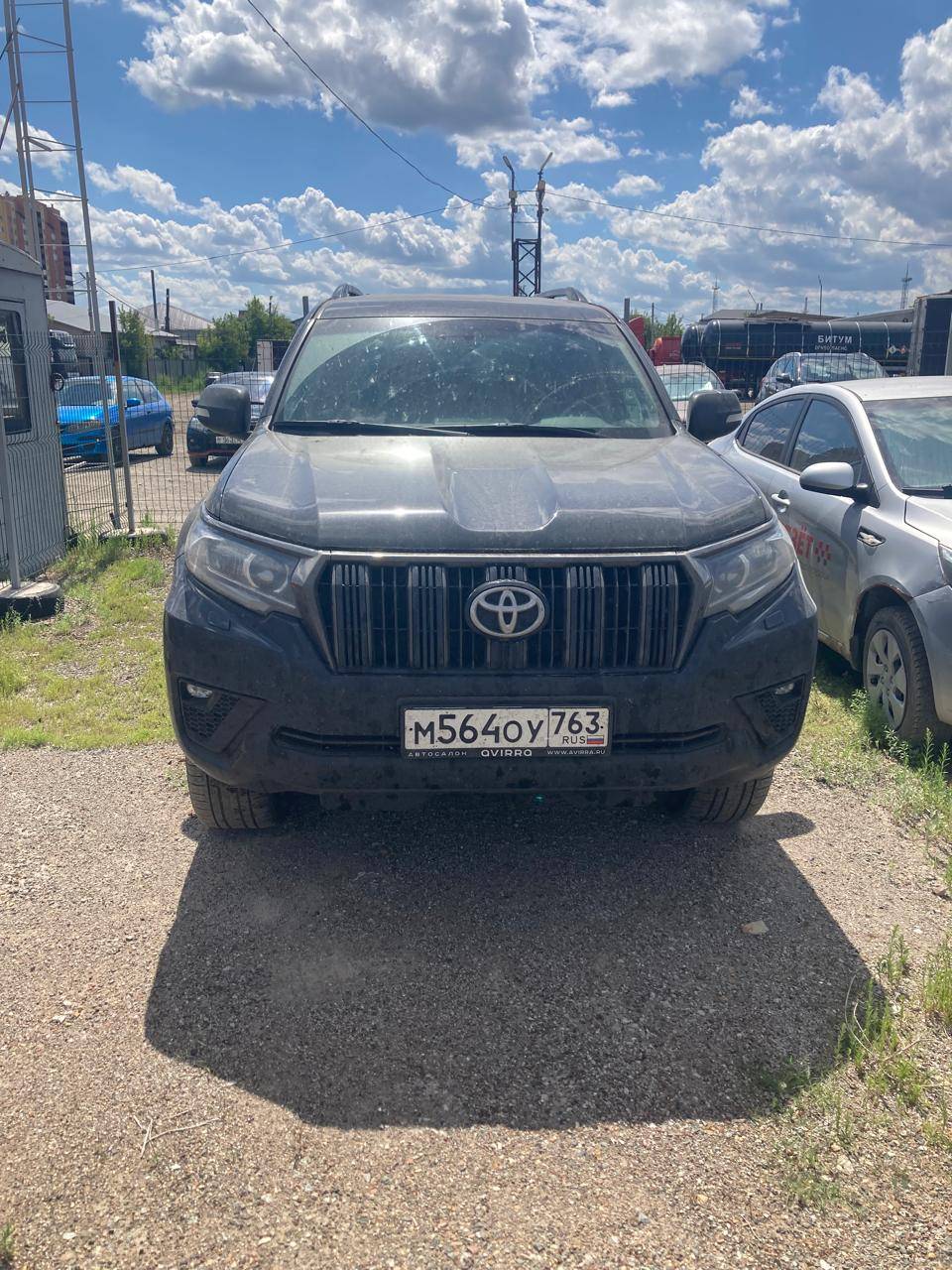 Toyota Land Cruiser Prado Лот 000003147