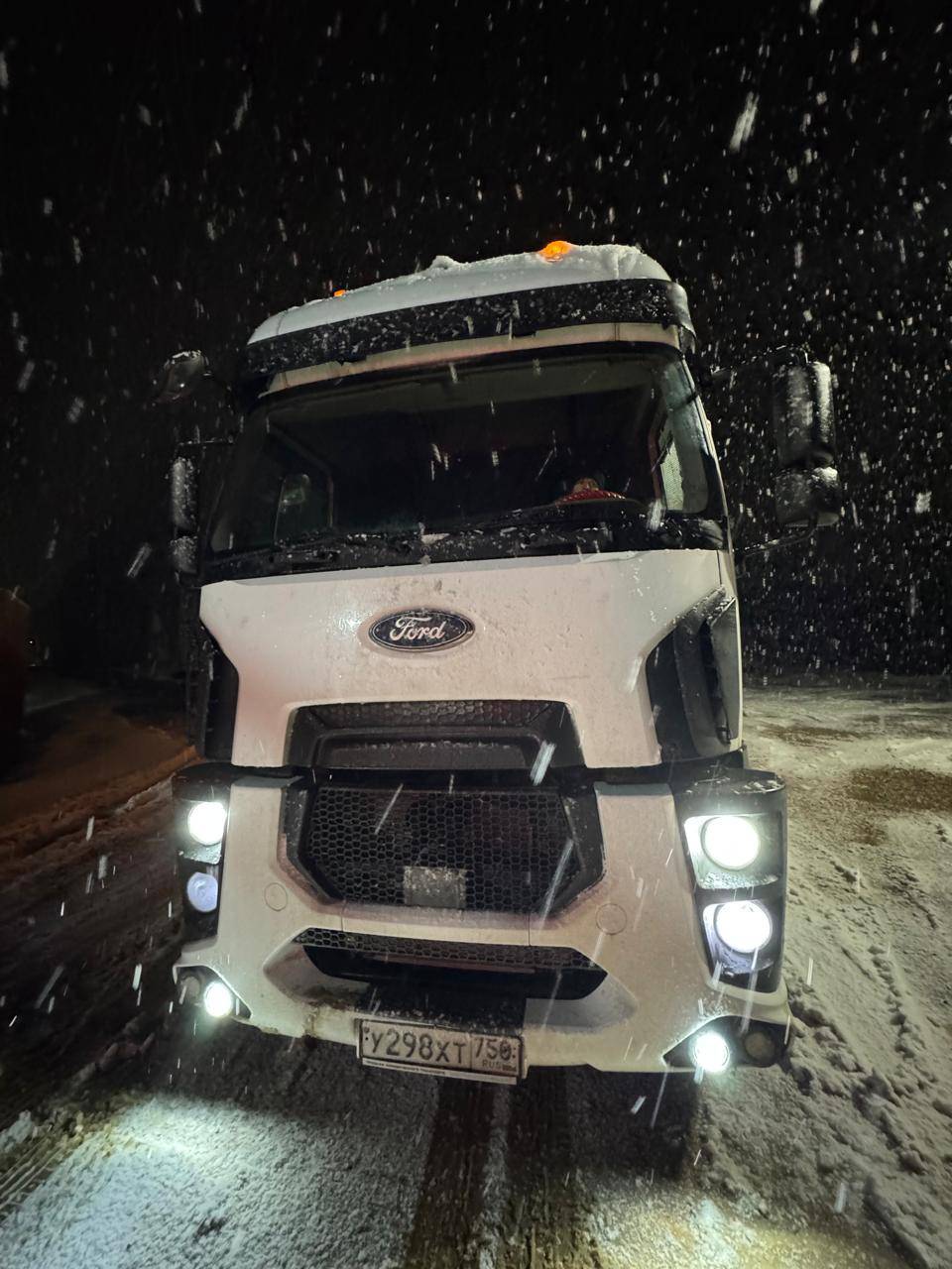 Ford CARGO 1848MТ XHR 4x2 Лот 000008478