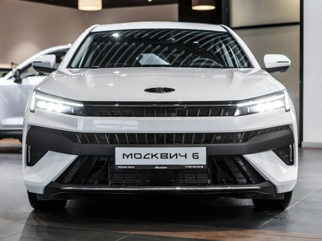 Москвич 6 Комфорт 1.5Т CVT