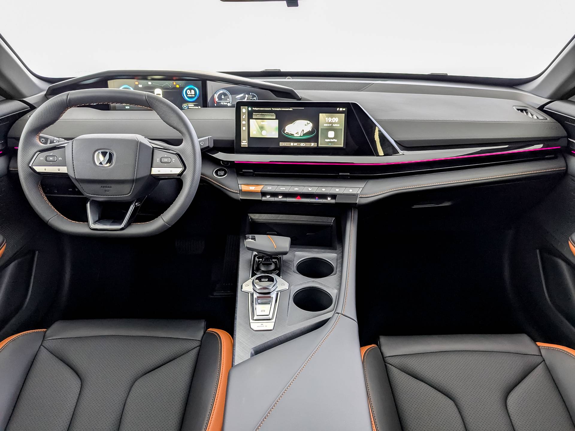 Changan Uni-V 1.5 7DCT Tech  