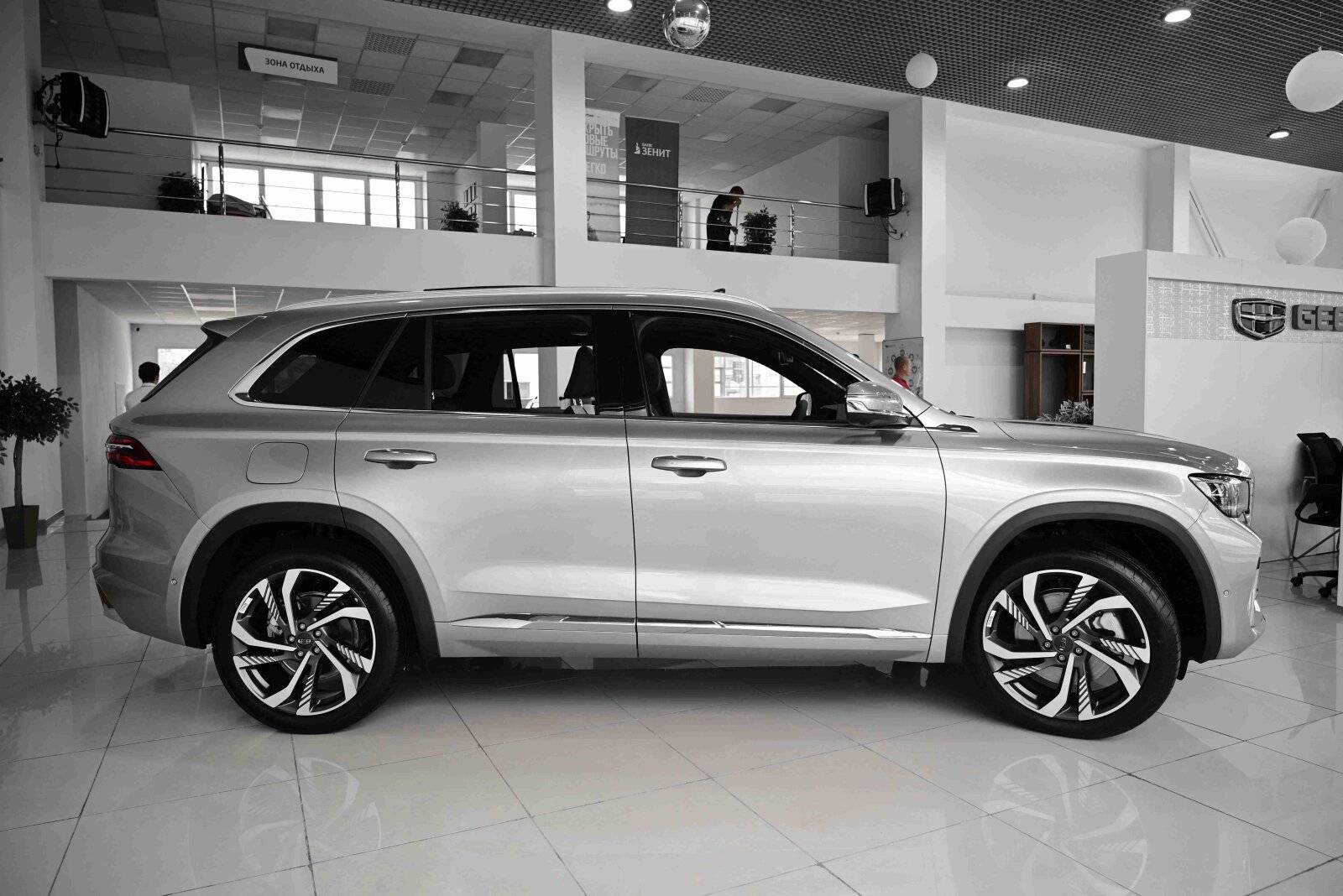 Geely Monjaro Flagship 2.0T (238 hp) 8AT 4WD