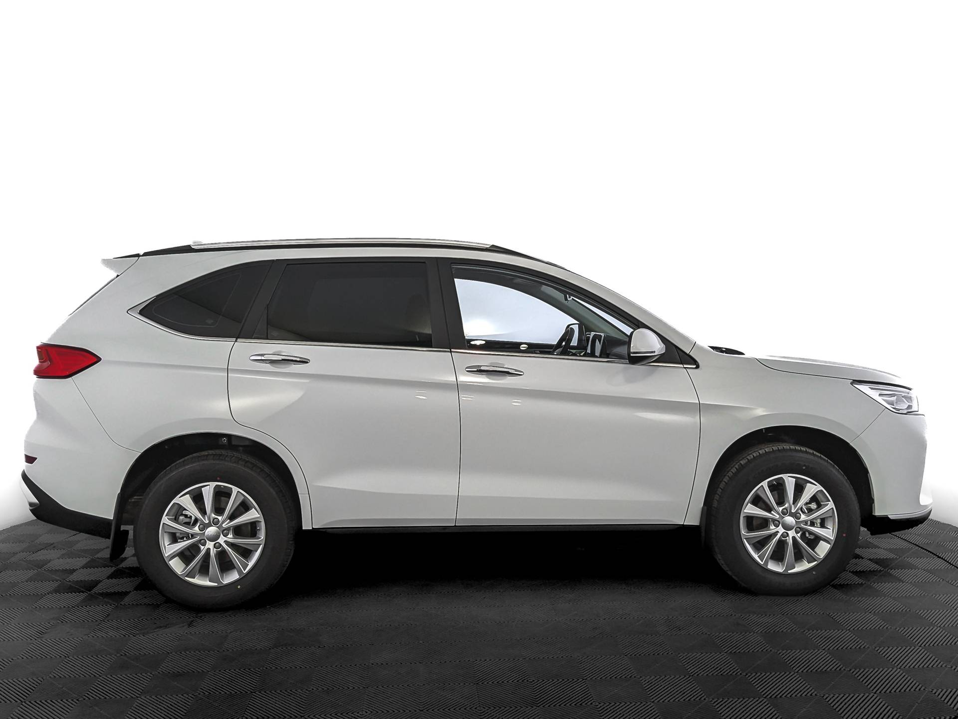 Haval M6 Family FWD AMT 143