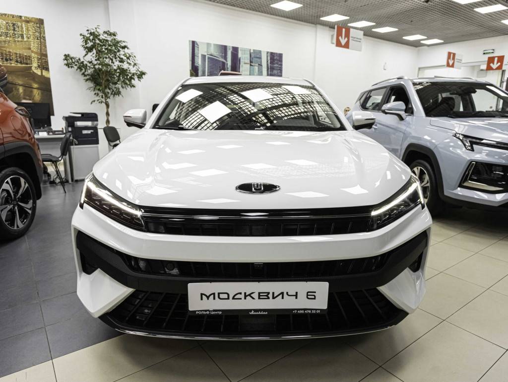 Москвич 6 Комфорт 1.5Т CVT