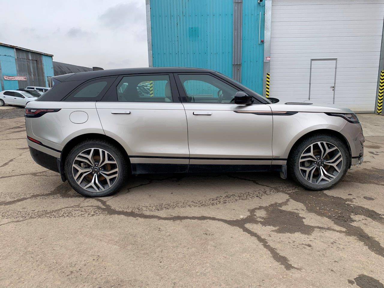 Land Rover Velar Лот 000003894