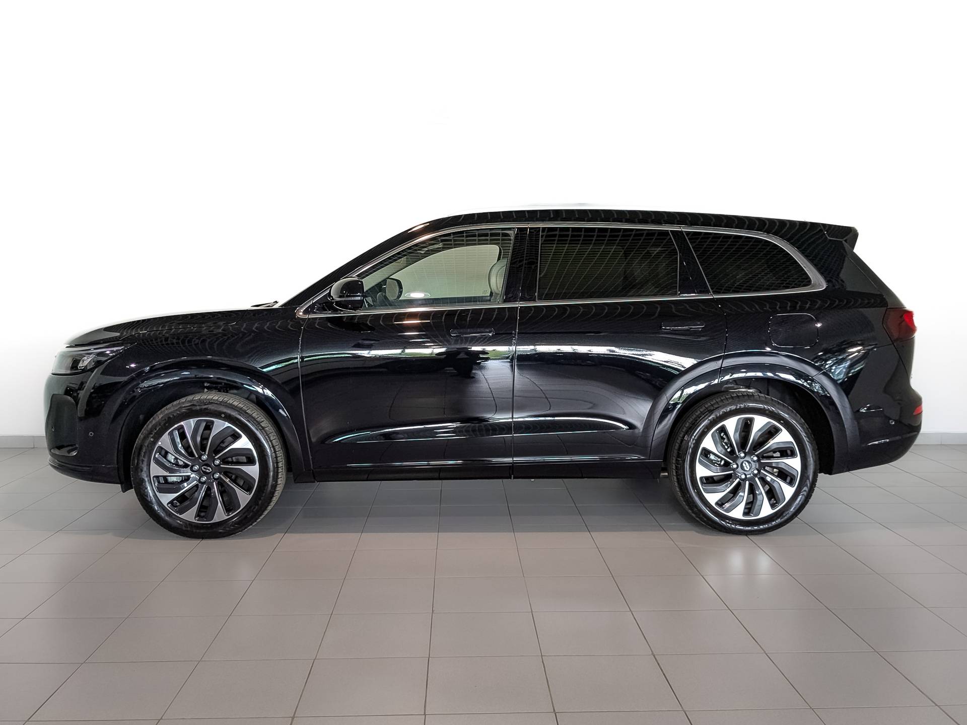 AITO M7 Luxury 4WD 6seats