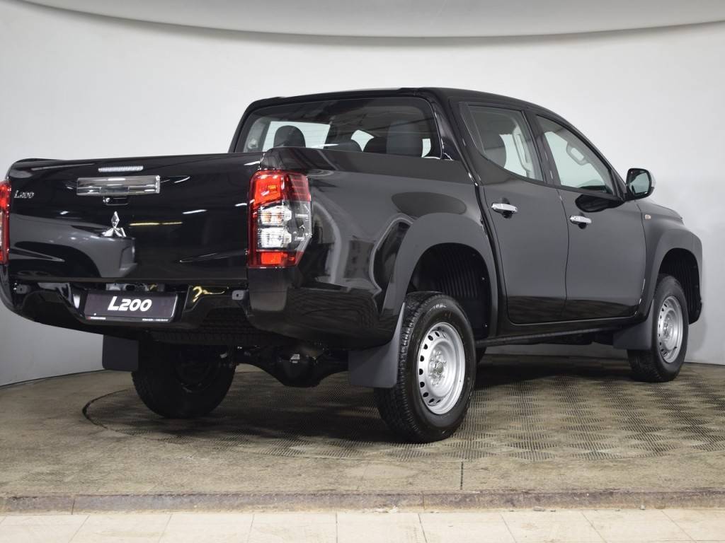 Mitsubishi L200 DC GL 2.4d 6MT