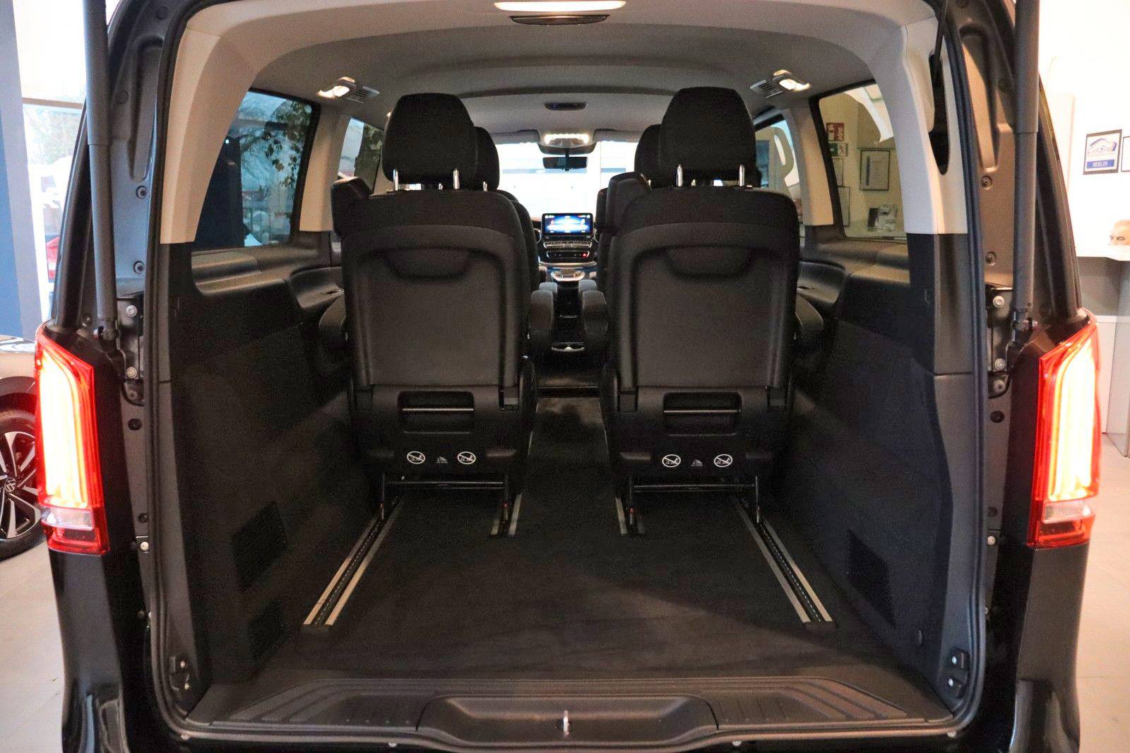 Mercedes-Benz V 300d EXTRA LONG VIP Design