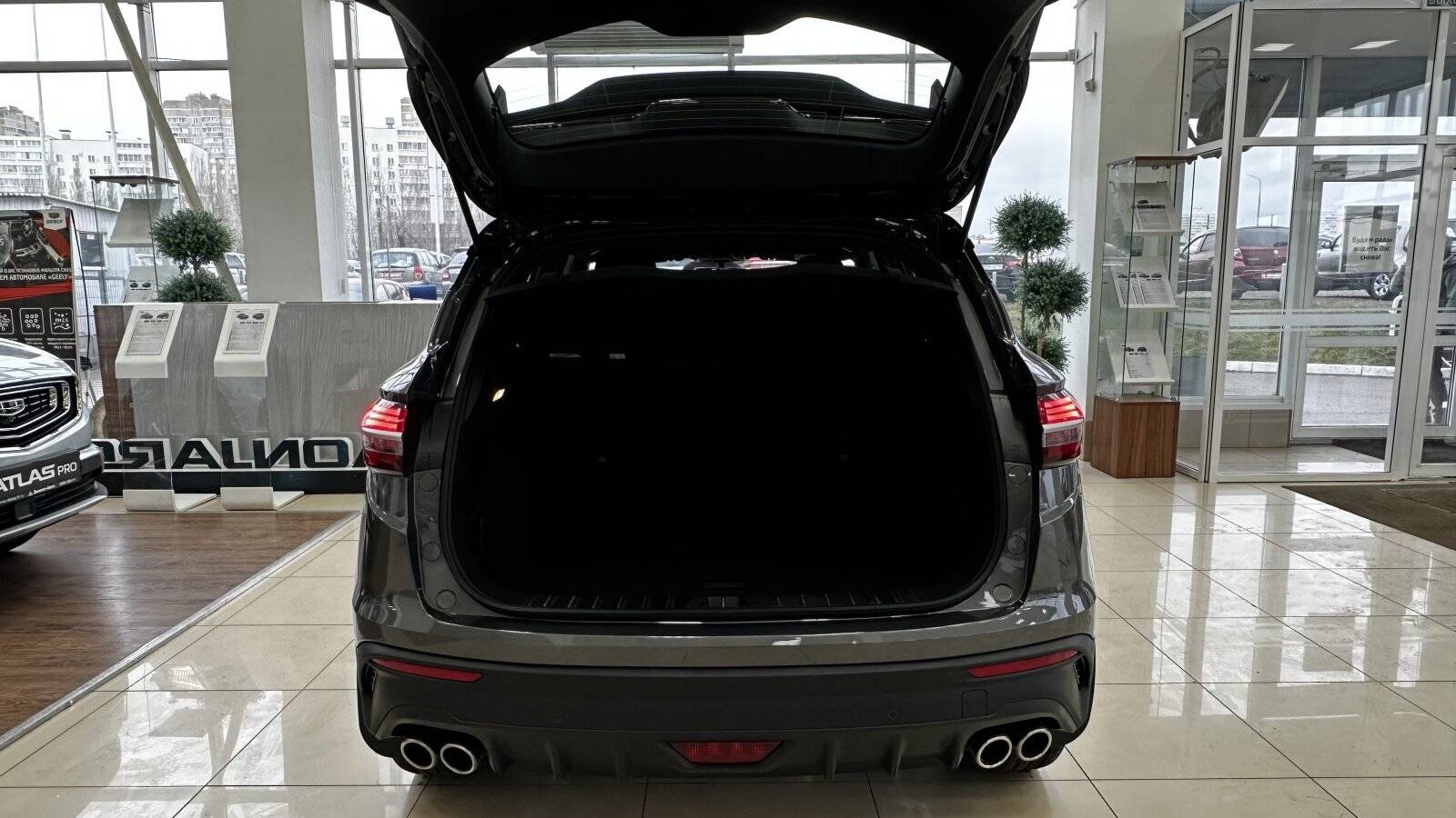 Geely Coolray Luxury 1.5T DCT7