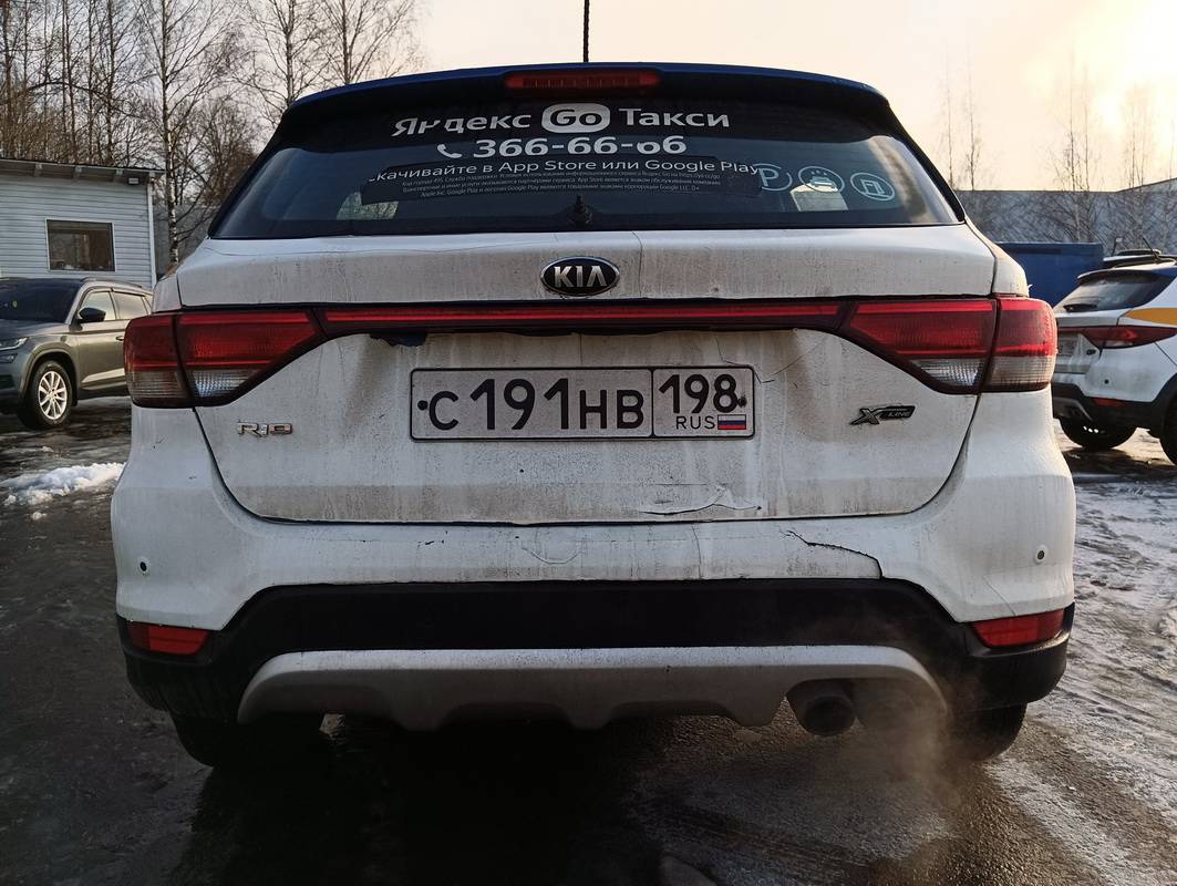 KIA Rio X-Line Лот 000006707