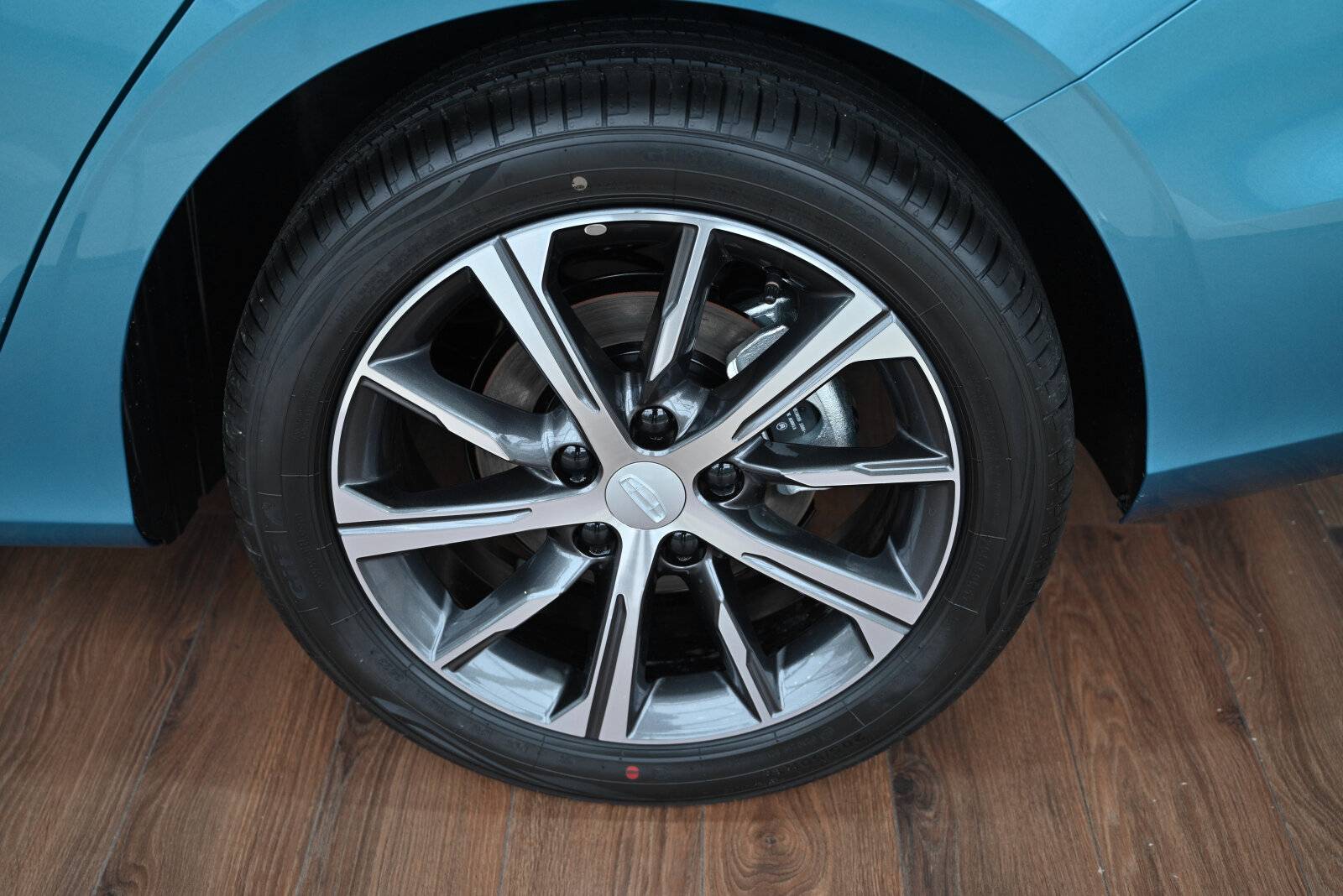 Geely Emgrand Comfort 1.5 AT