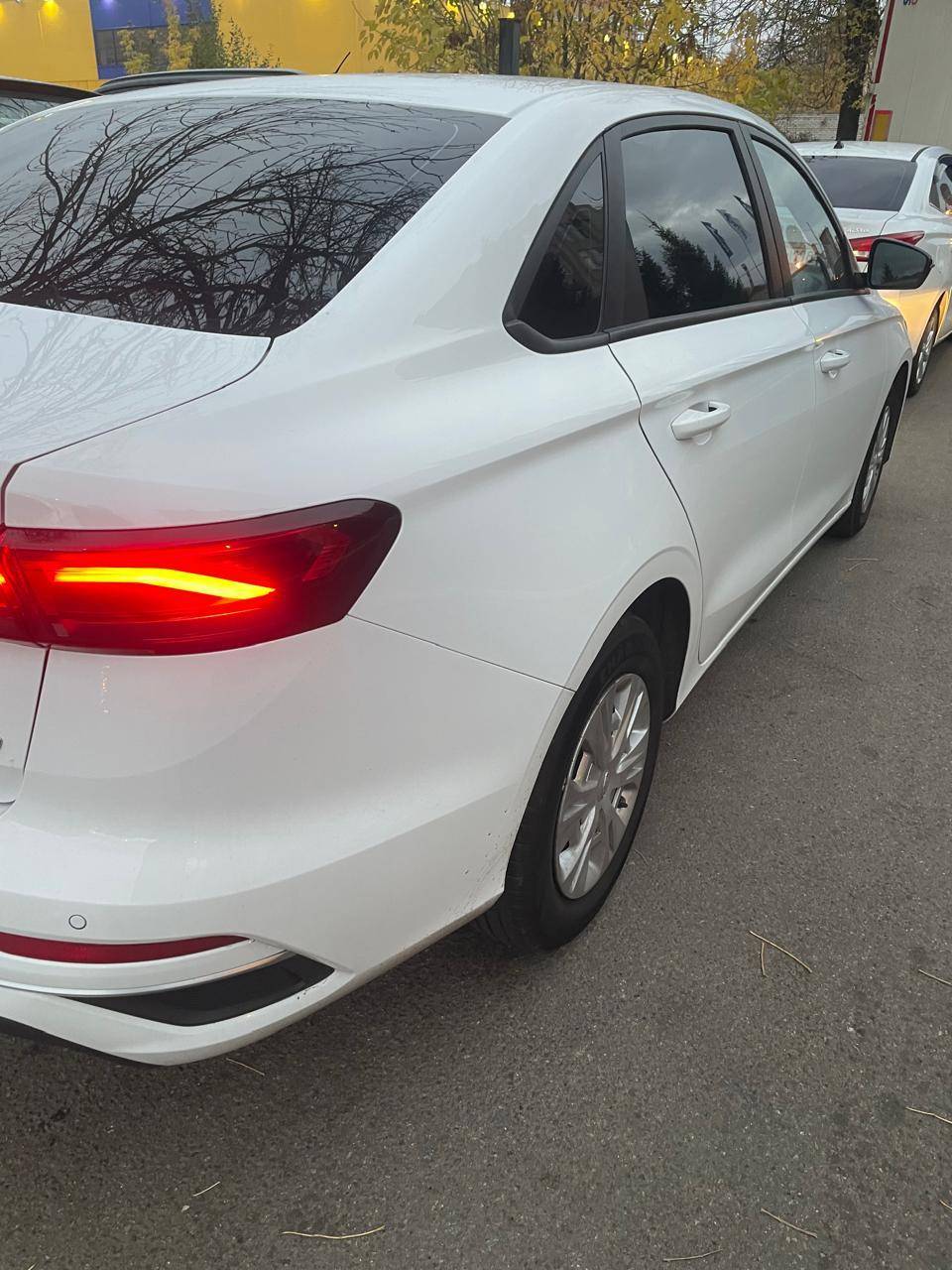 Geely Emgrand Лот 000005244