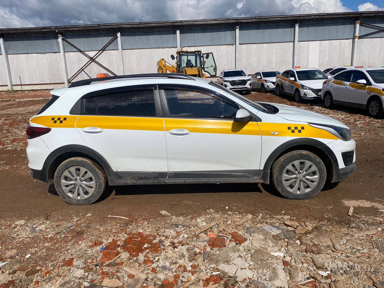 KIA Rio X-Line Лот 000004186