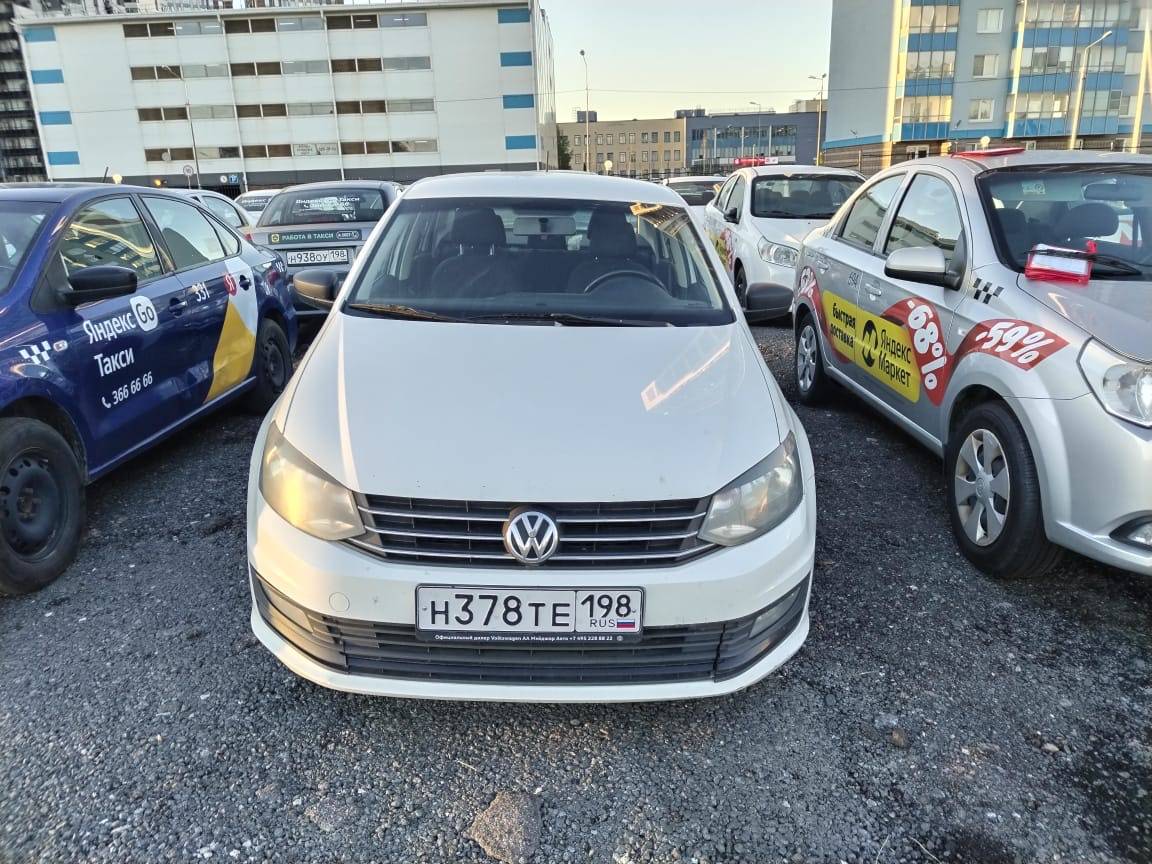 Volkswagen Polo Лот 000004564