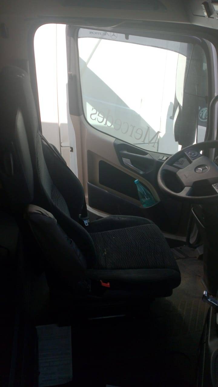 Mercedes-Benz Actros 2142 LS 4x2 Лот 000008528