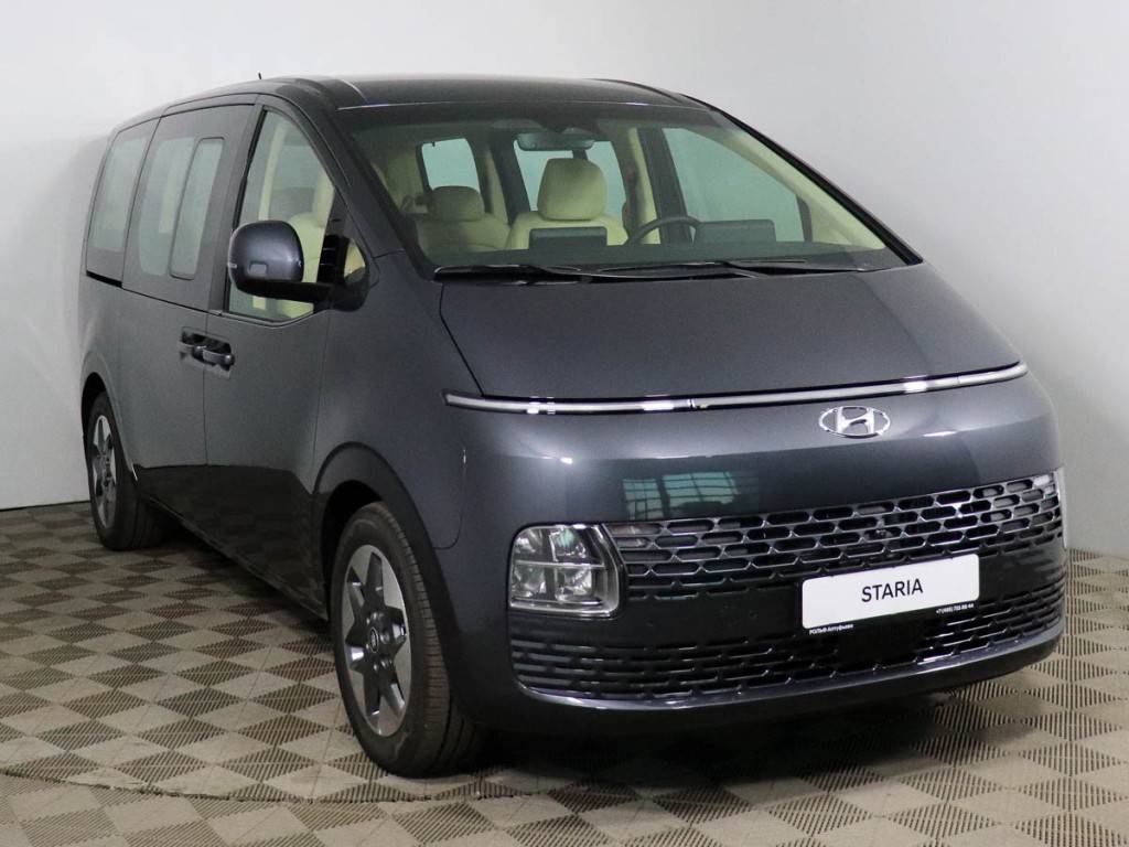 Hyundai Staria Premium 2.2 CRDi 8AT 4WD