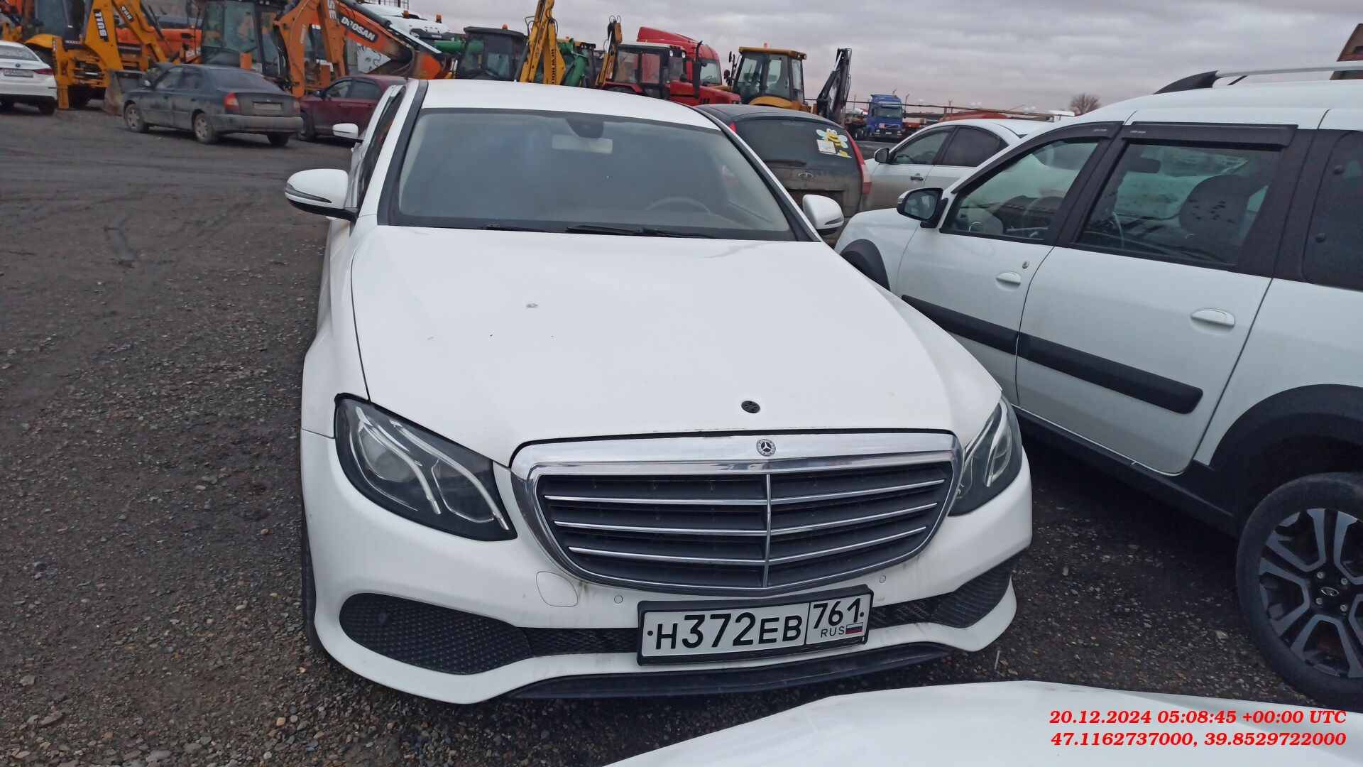 Mercedes-Benz E седан Лот 000005654