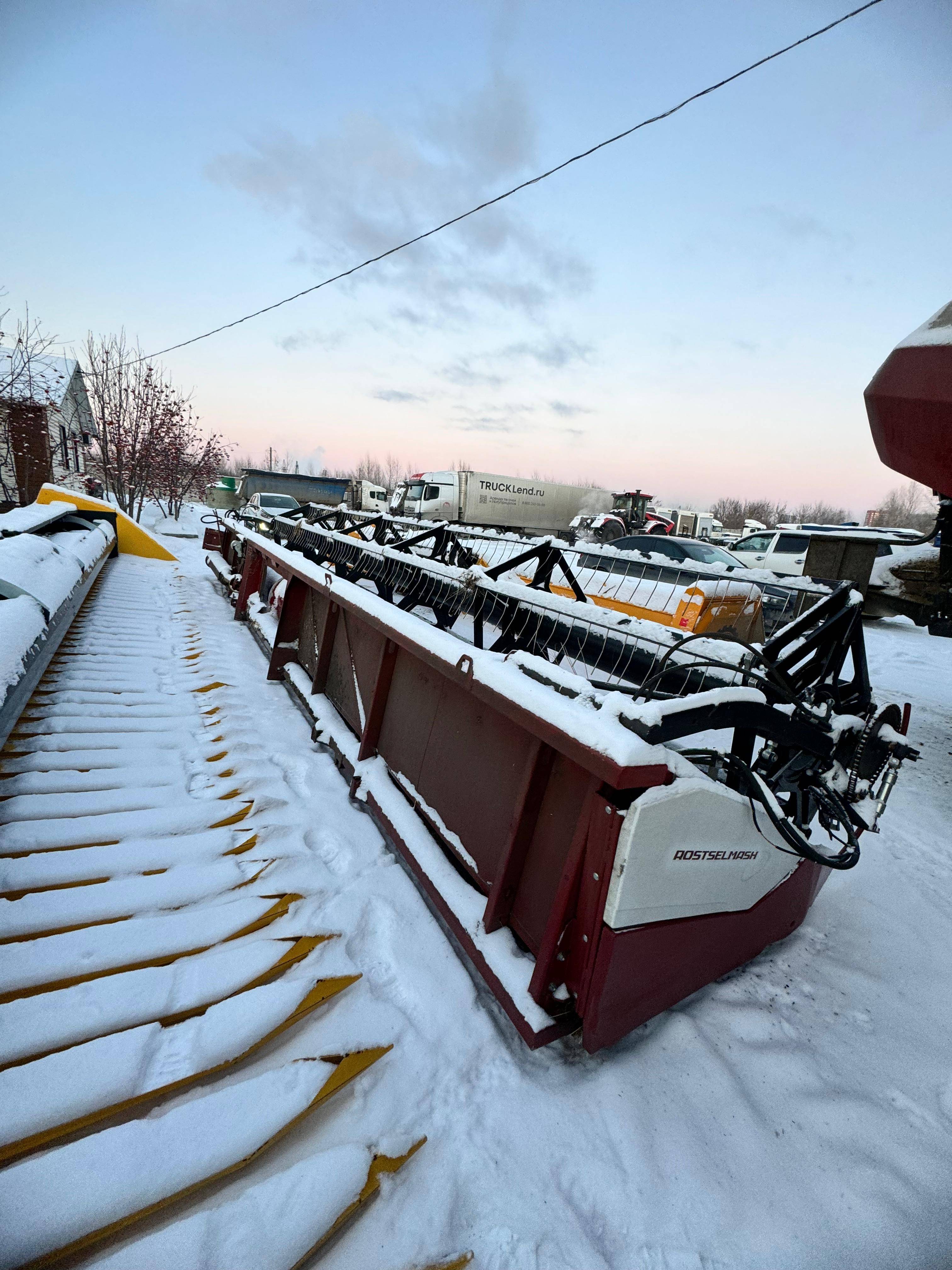 Ростсельмаш РСМ-161.27 Жатка Лот 000005707