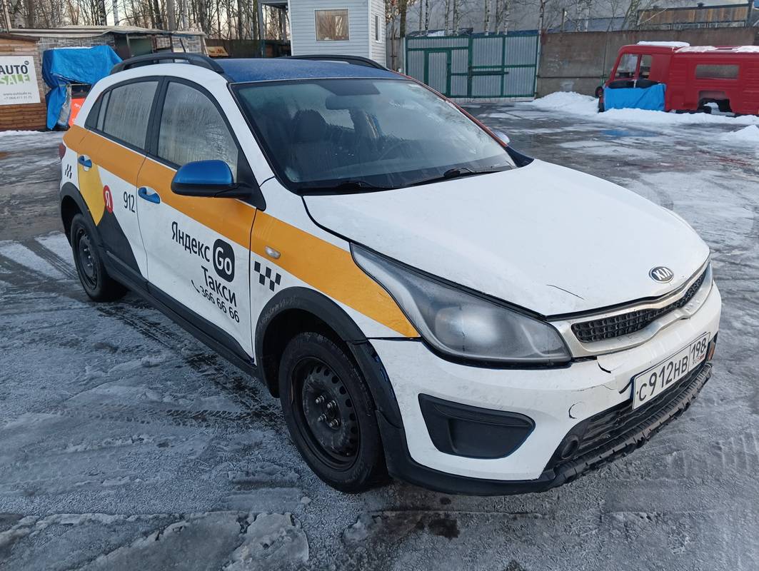 KIA Rio X-Line Лот 000006664