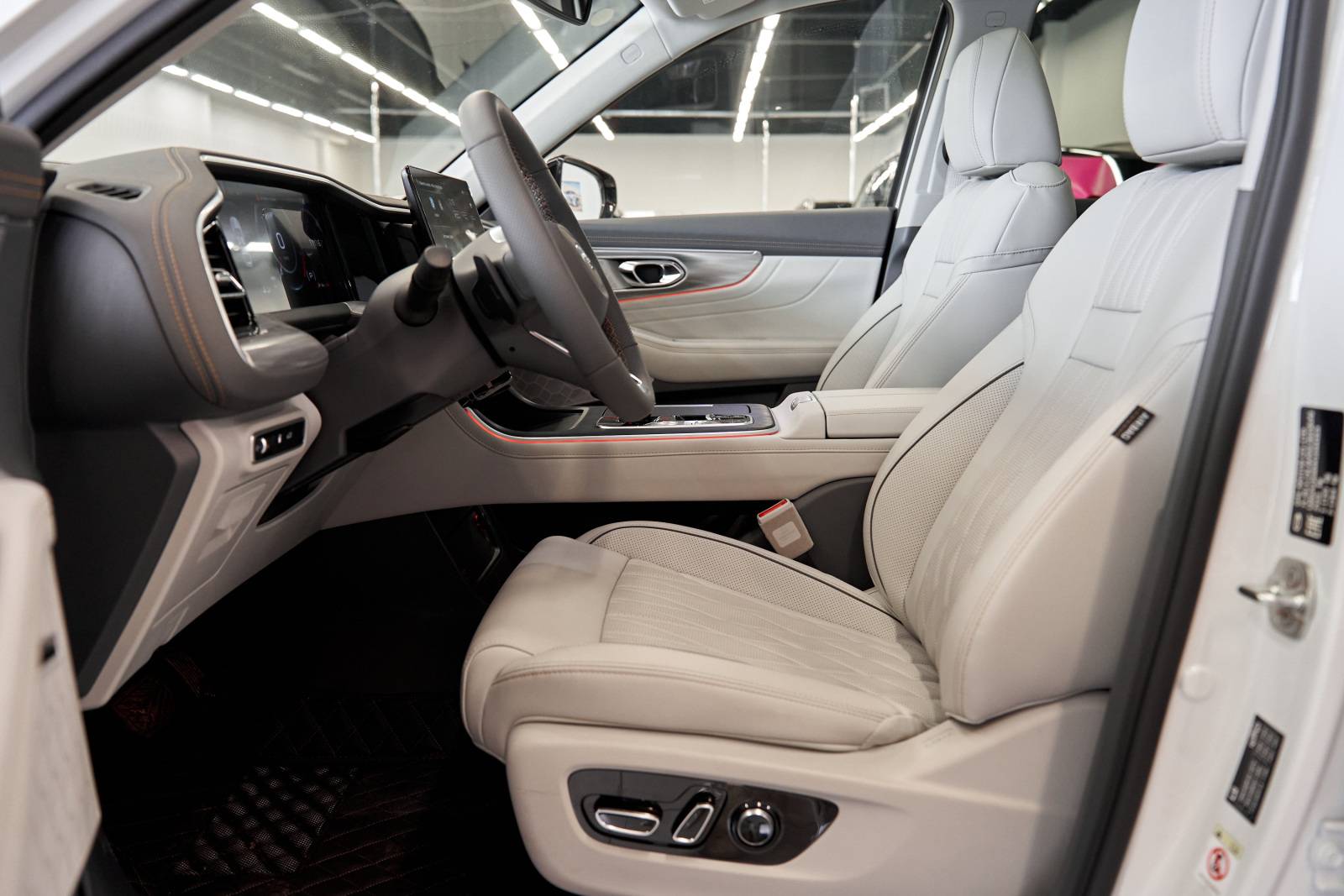 GAC GS8 GX 2.0 8AT 4WD