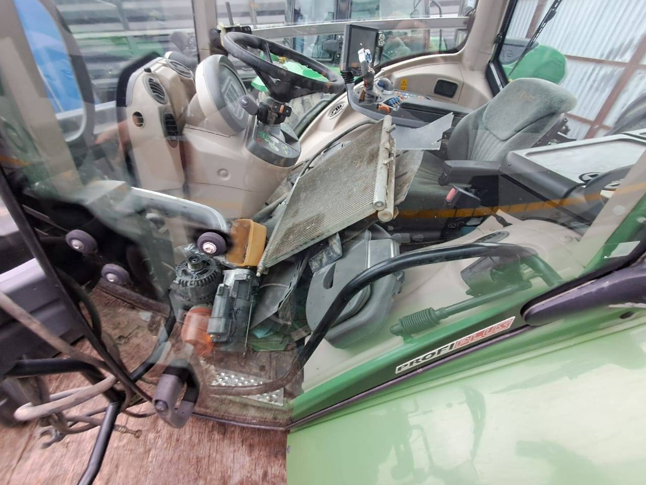 FENDT 933 Profi Plus Лот 000008282