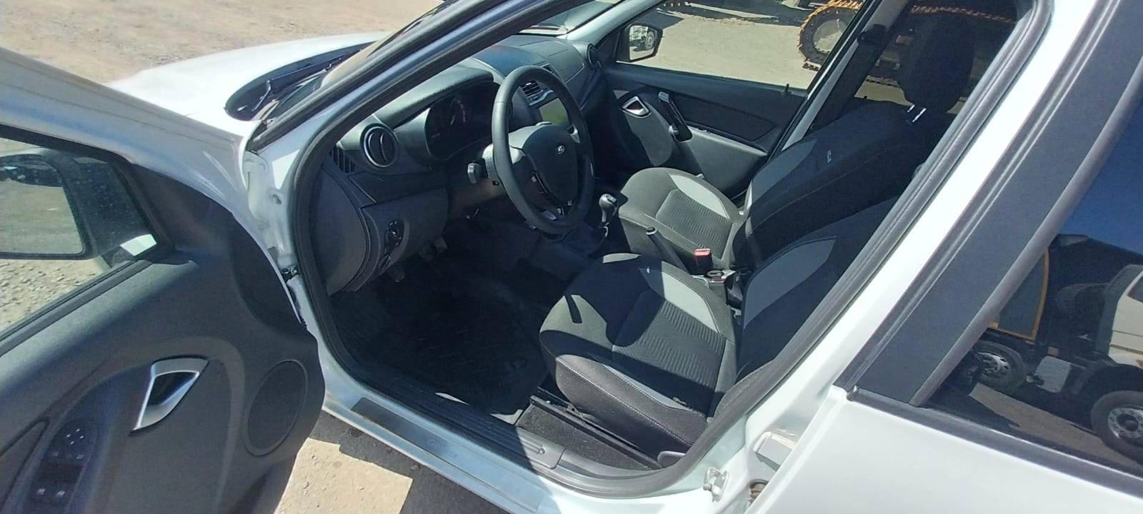 Lada Granta седан Лот 000006878