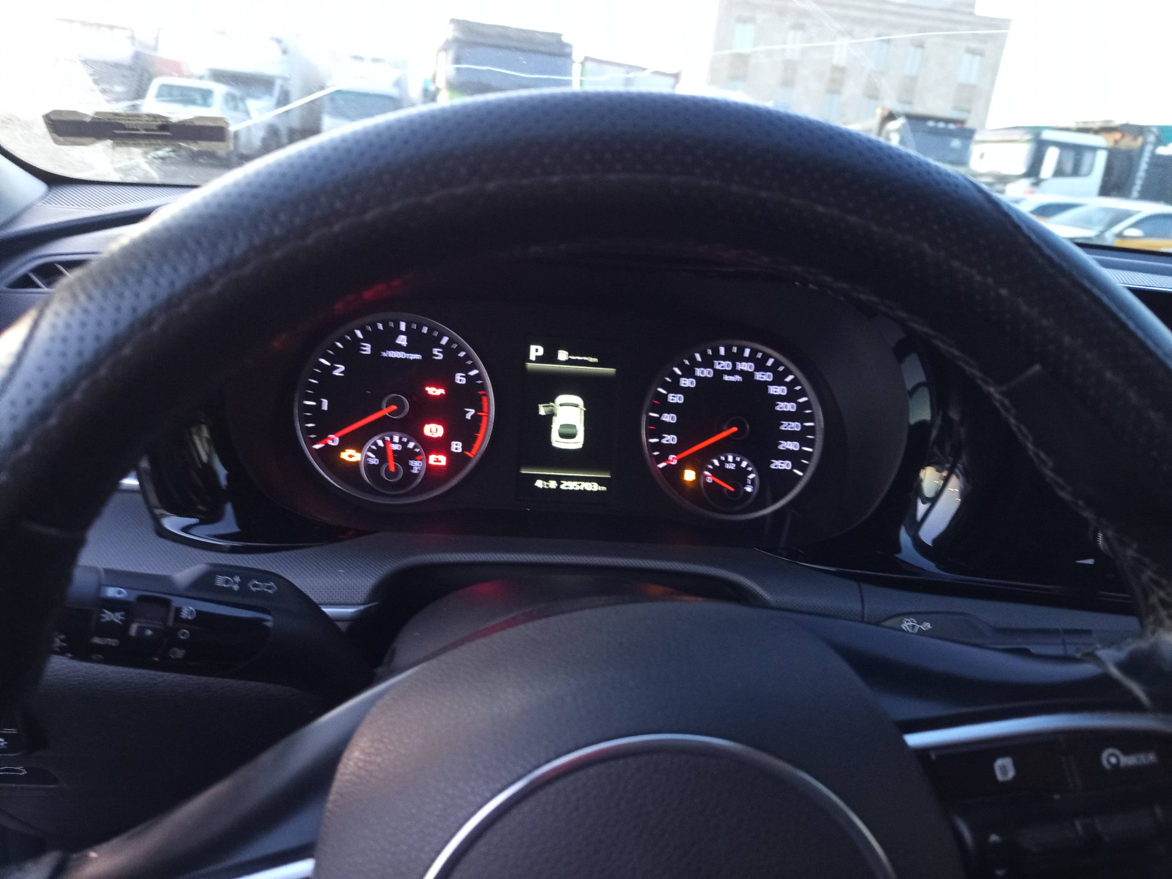KIA K5 Лот 000008346