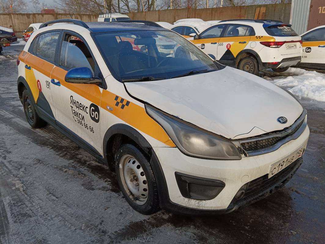 KIA Rio X-Line Лот 000006707