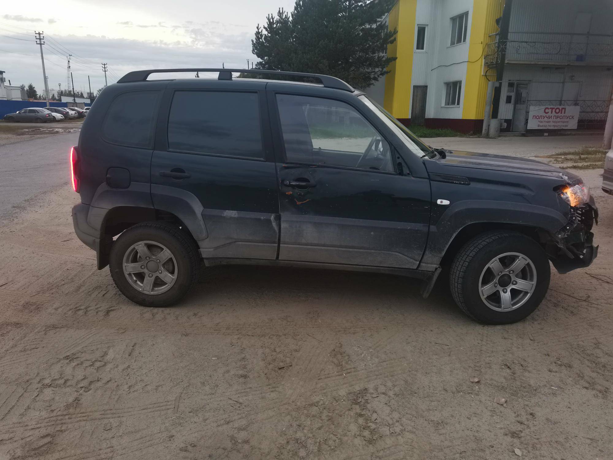 Lada Niva Travel Лот 000003588