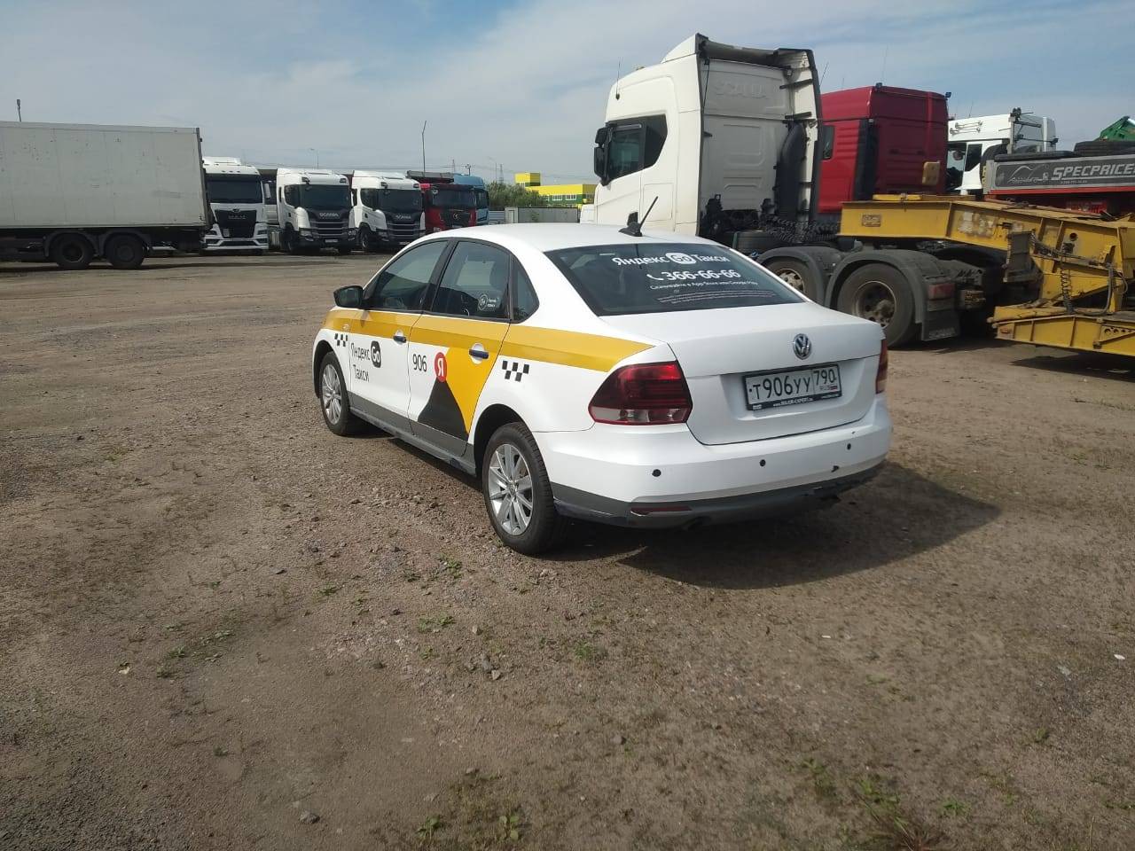 Volkswagen Polo Лот 000003730