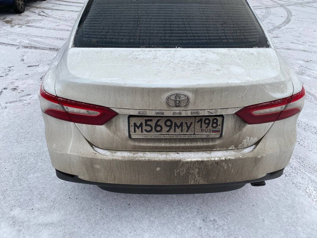 Toyota Camry Лот 000006864