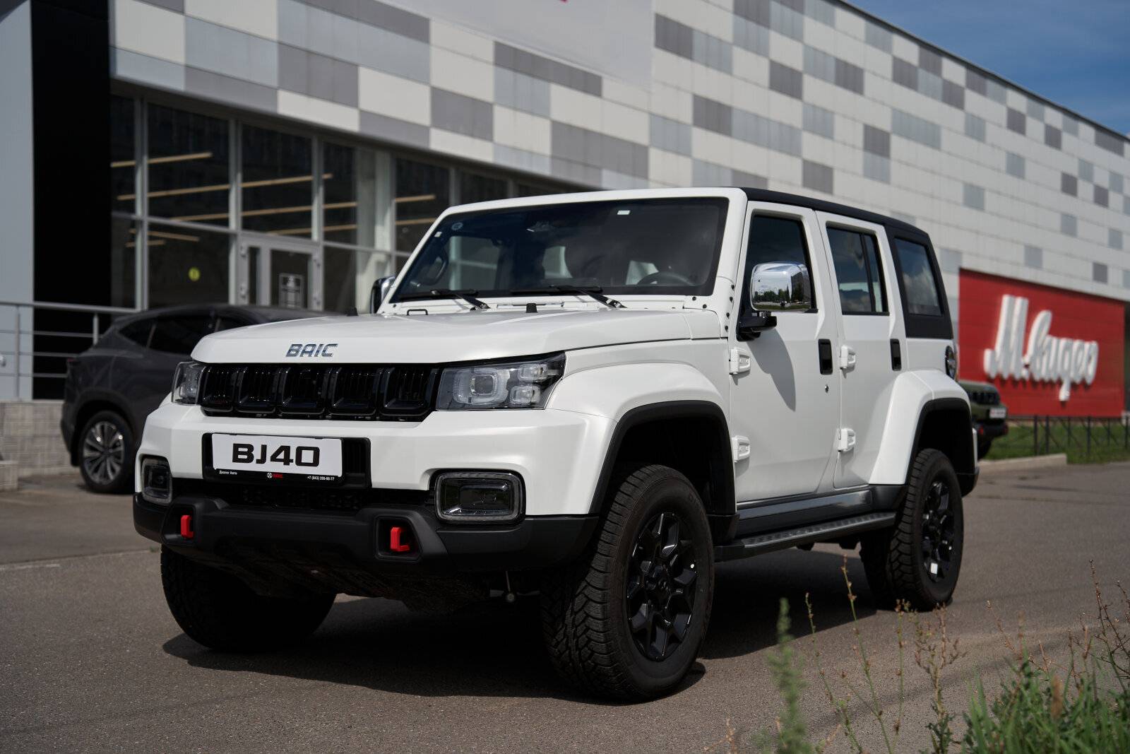 BAIC BJ40 FLAGSHIP 2.0T 8AT AWD