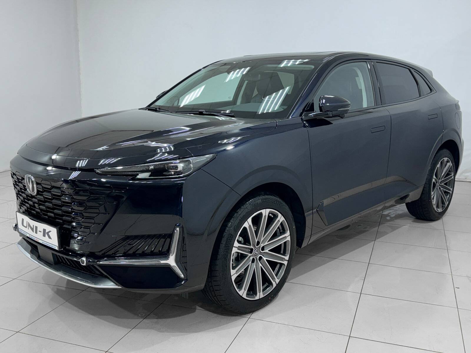 Changan Uni-K Tech 2.0 8AT AWD
