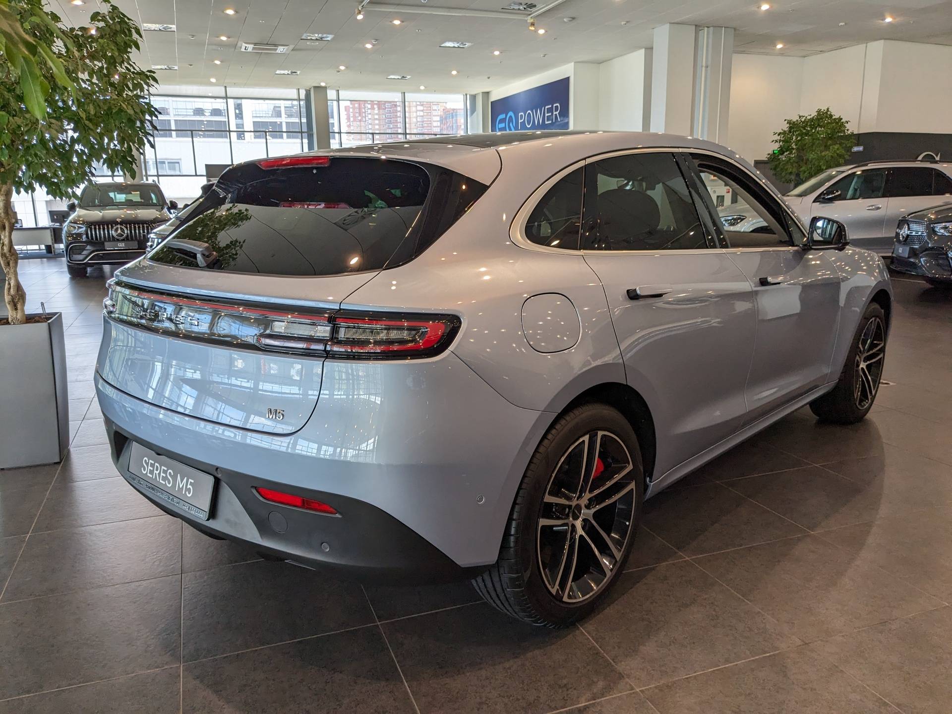 Seres M5 Premium 1.5hyb AT 4WD