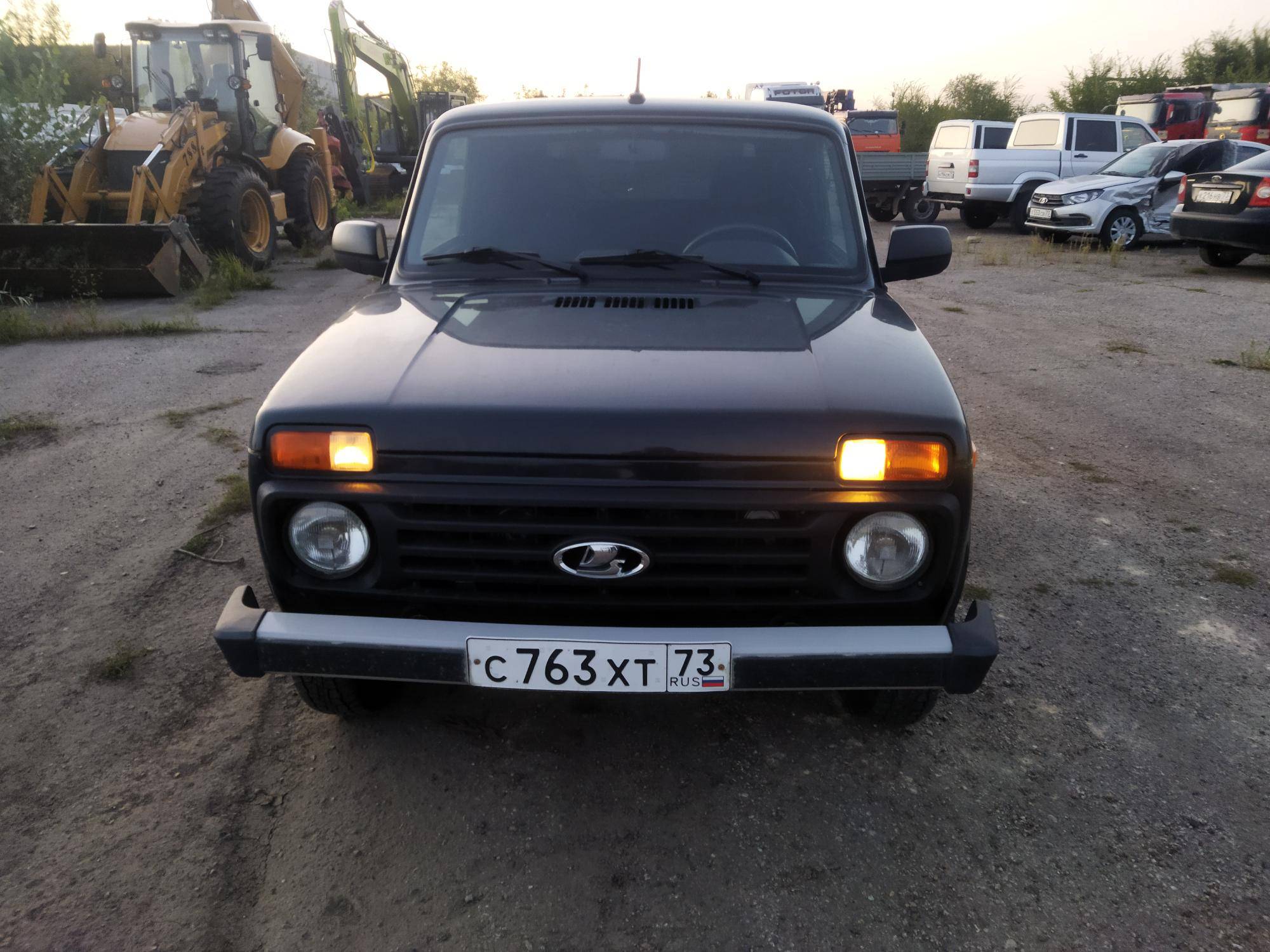 Lada Niva Travel Лот 000003981